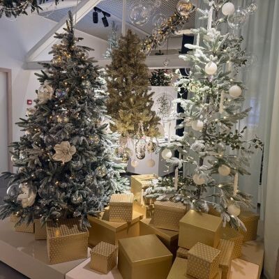 witte kerstbomen canva 400x400